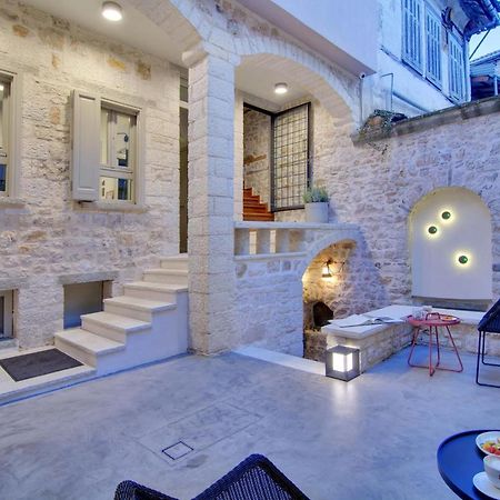 Hotel Boulgari Ioannina Ngoại thất bức ảnh