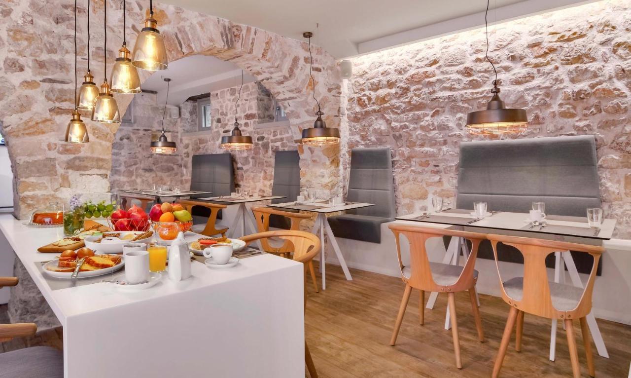 Hotel Boulgari Ioannina Ngoại thất bức ảnh