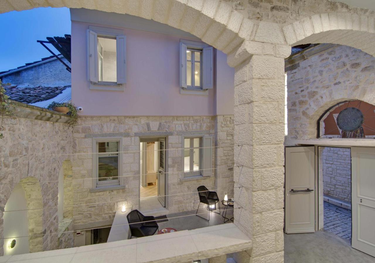 Hotel Boulgari Ioannina Ngoại thất bức ảnh