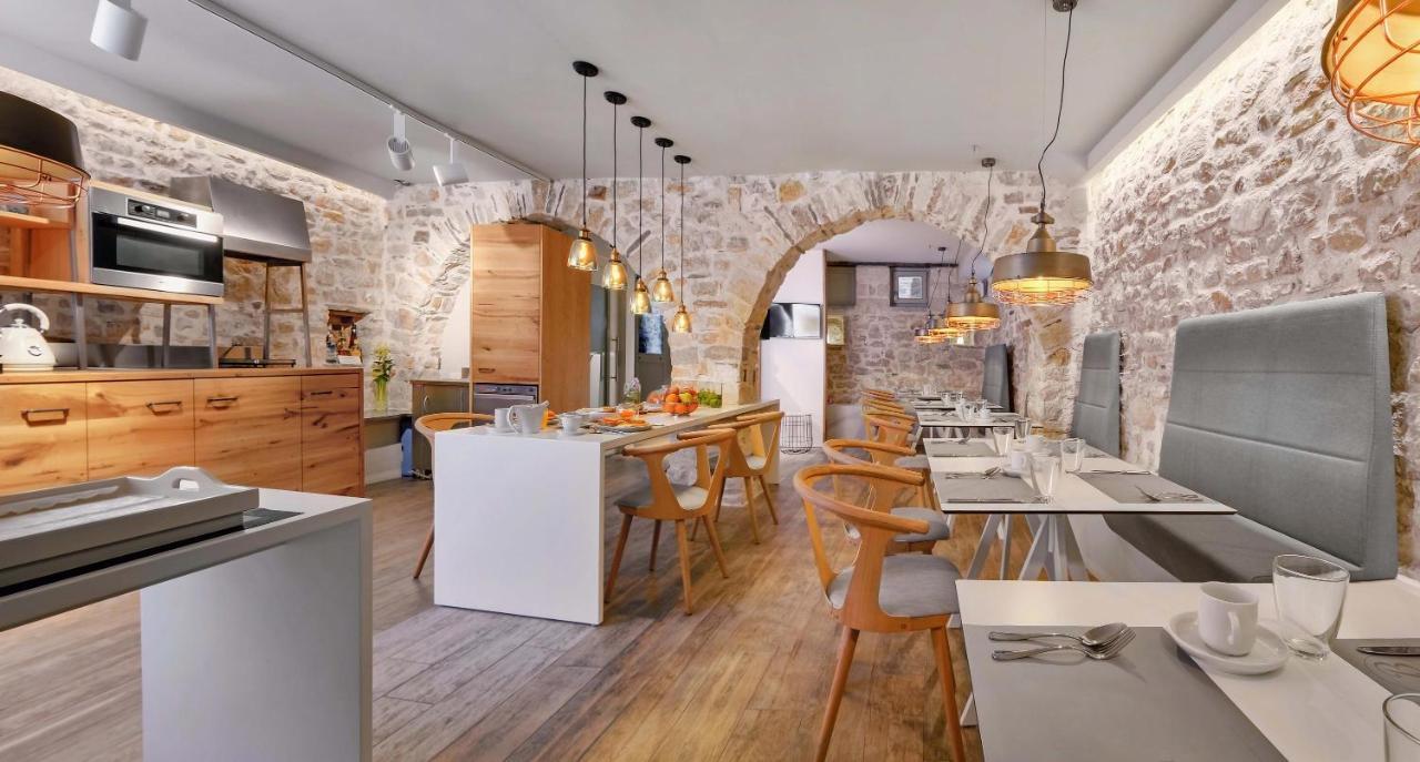 Hotel Boulgari Ioannina Ngoại thất bức ảnh